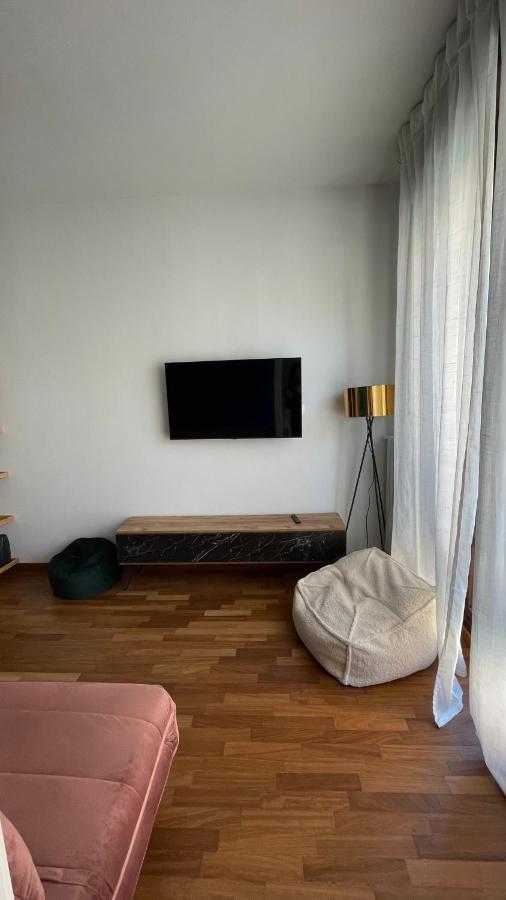 Apartamento Bocconi 1 Bdr With Style Milán Exterior foto